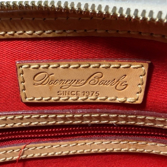 Disney Dooney & Bourke Bag - Disneyland 1/2 Marathon - Satchel - Picture 6 of 15